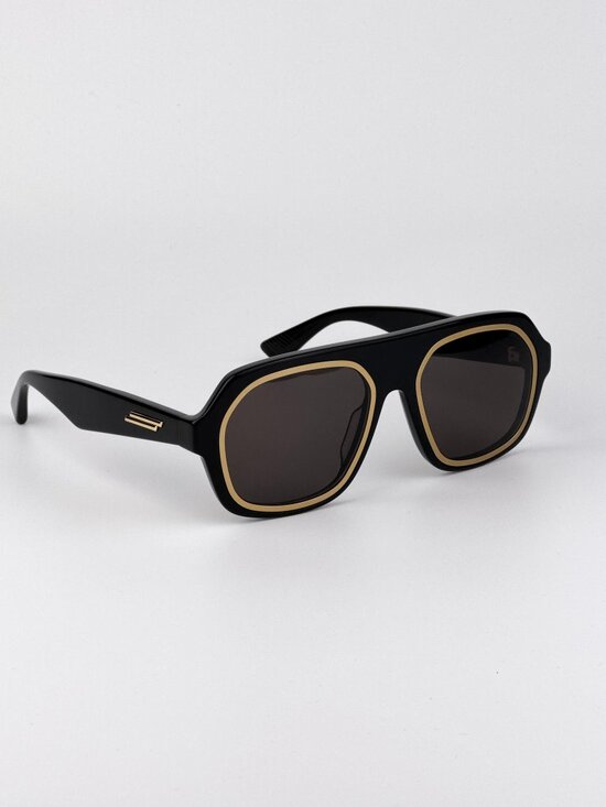 Bottega Veneta Women’s Sunglasses Black Grey Square BV1217S 001 New & Authentic main image 10